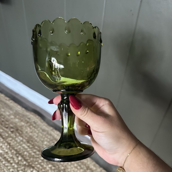 Indiana Glass Vintage Tear Drop Avocado‎ Green Pedestal Goblet  7" Footed Bowl - Picture 4 of 5